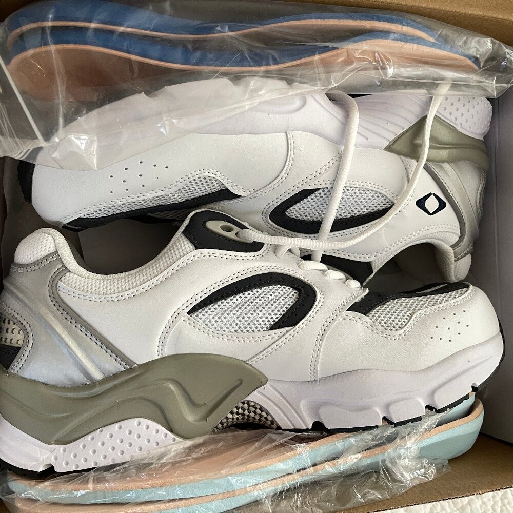 Apex Mens Wide X521 Boss Runner Sneakers